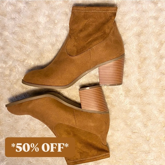 Boots // - Picture 1 of 9